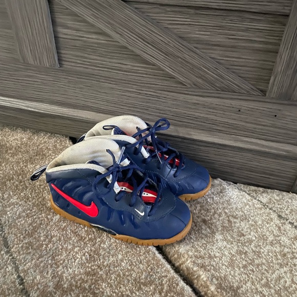 Nike Other - Little posite